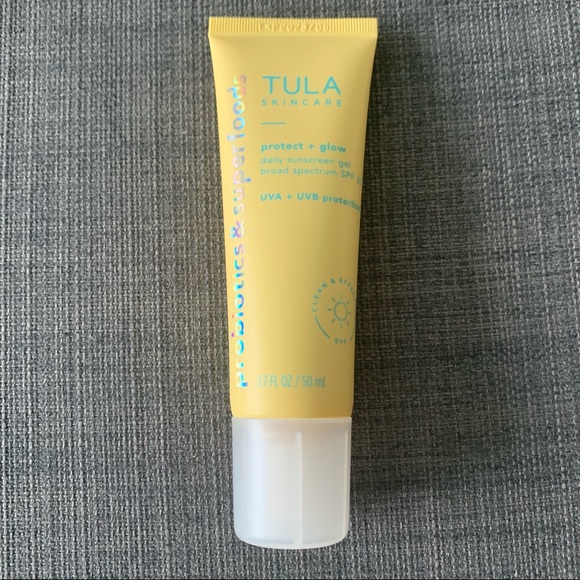 TULA Protect + Glow Daily Sunscreen Broad Spectrum SPF 30 blue light EXP 08/23 - Picture 6 of 15